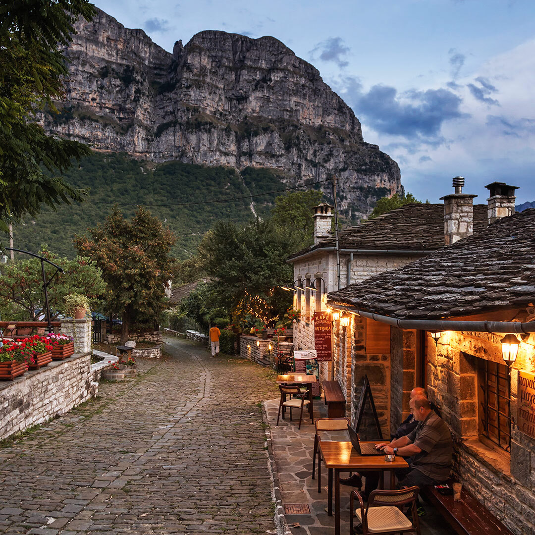 griekenland hiken bergen dorpje reizen in griekenland