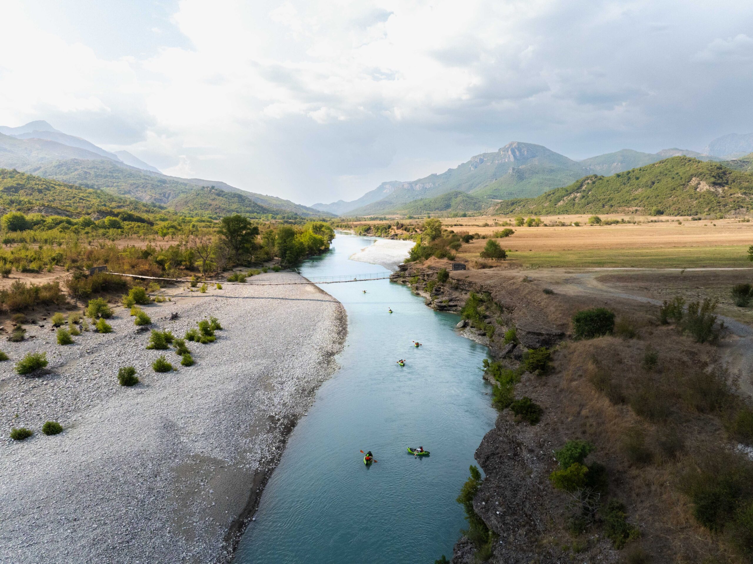 rivière balkans avec packrafts