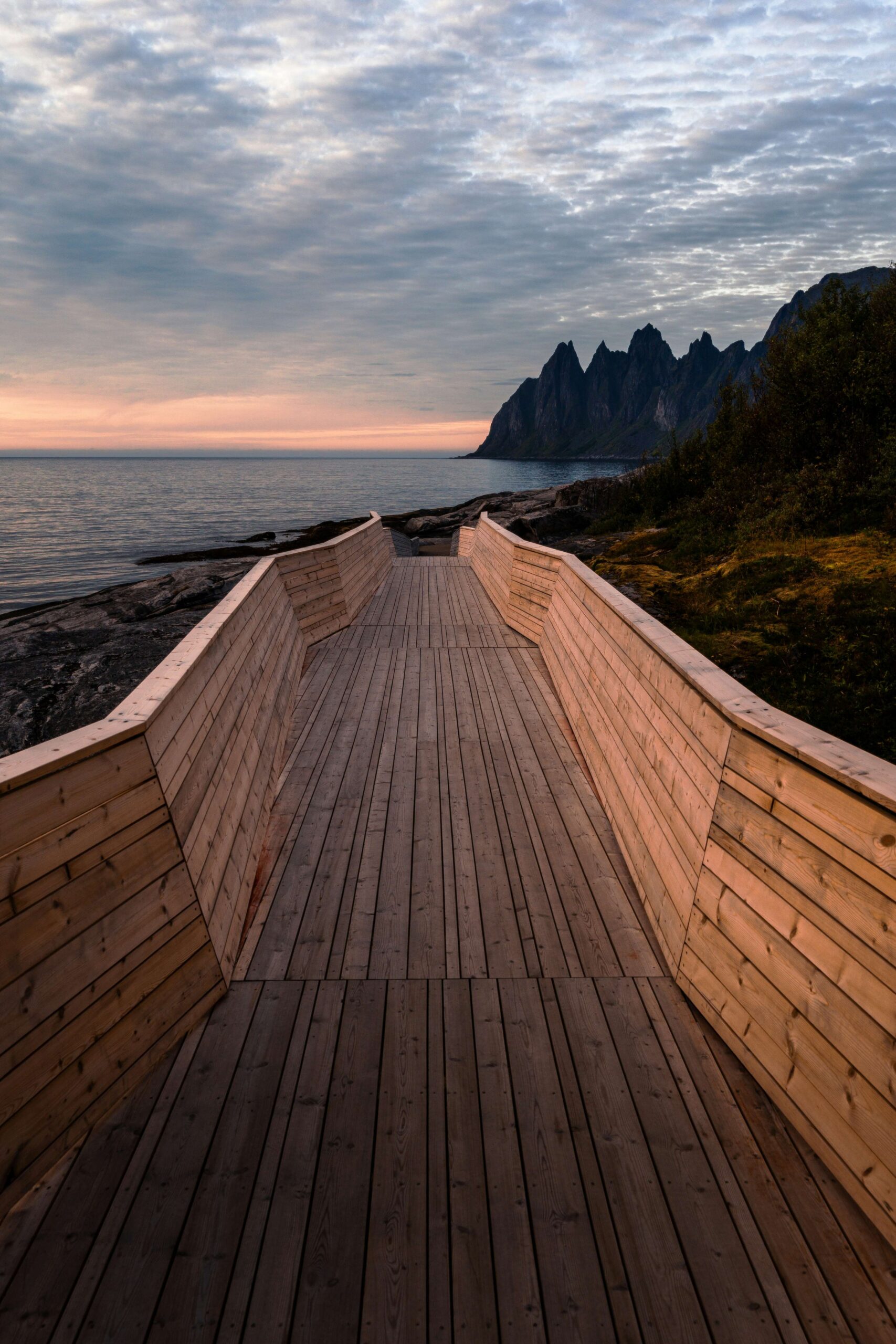 passerelle Tungeneset Senja Norvège